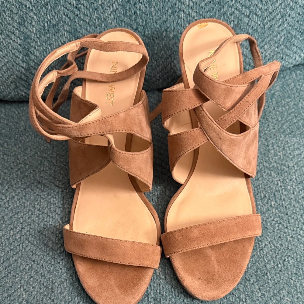 Nine West Women's Brown Strappy Heels - Picture 3 of 5